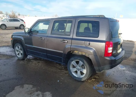 2016 Jeep Patriot Latitude z USA, uszkodzony, nr VIN 1C4NJRFB0GD632516